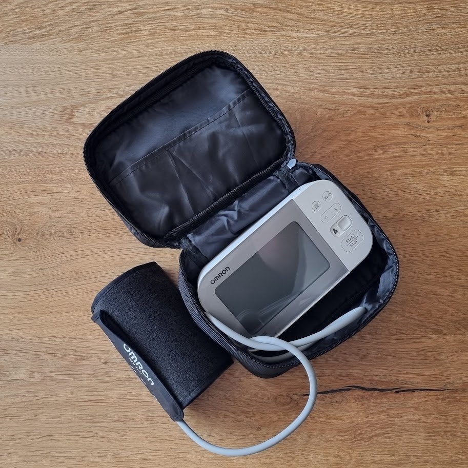 Bloeddrukmeter Omron X7 Smart, Ophalen of Verzenden, Zo goed als nieuw, Overige typen