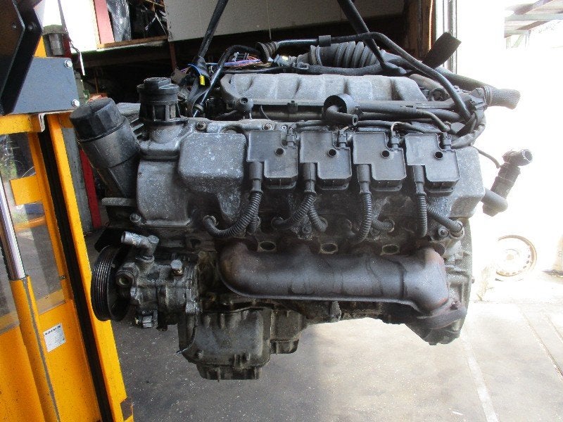 Motor Mercedes-Benz E Combi (S210) (1997-06/2003-03), Gebruikt, Mercedes-Benz AG, Mercedes-Benz, Mercedesstraße 120, Stuttgart 70372, , Duitsland
