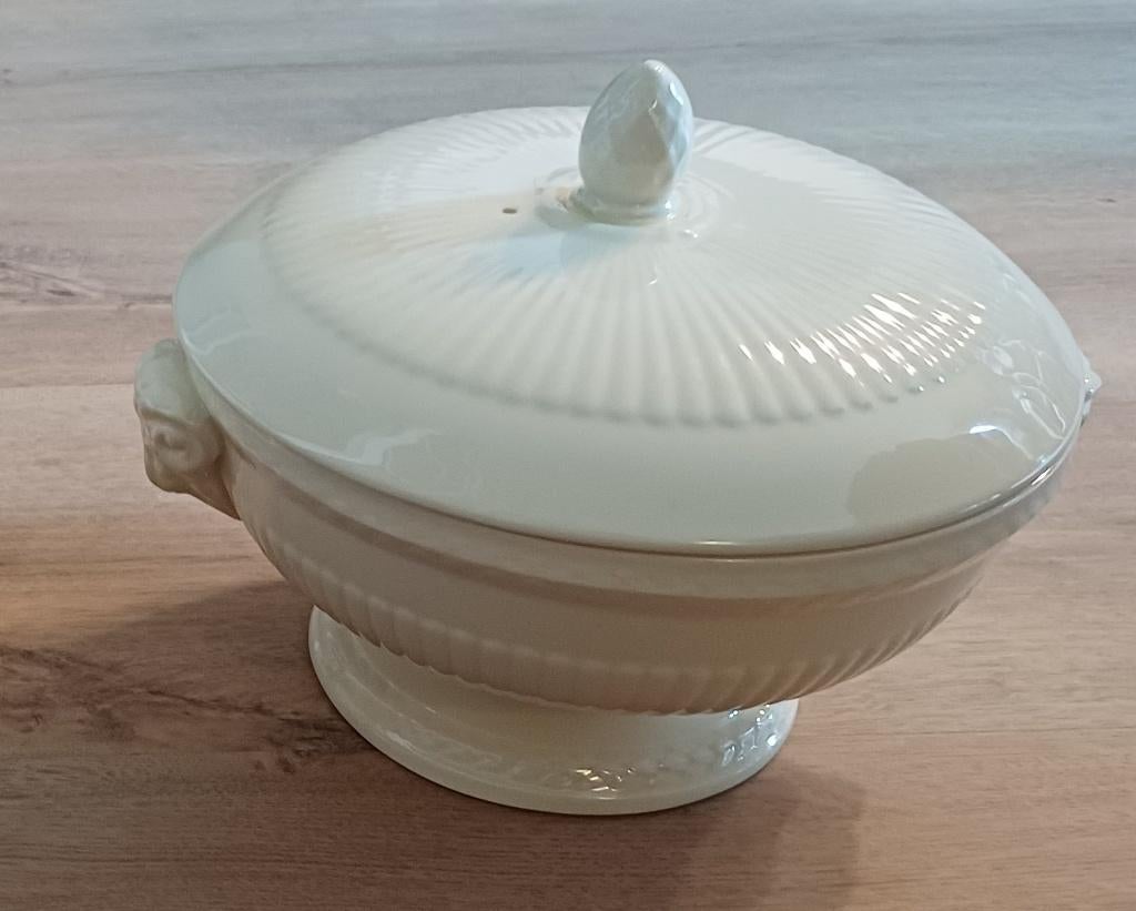 ZGAN! Wedgwood Edme dekschaal/serveerschaal/terrine 2 stuks, Ophalen, Wedgwood, Porselein, Schaal of Schalen