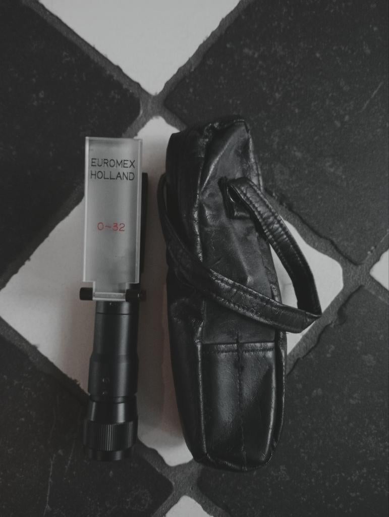 Euromex Holland 0-32 Refractometer met etui weinig gebruikt, Ophalen of Verzenden, Gebruikt, Minder dan 400x, Biologische microscoop