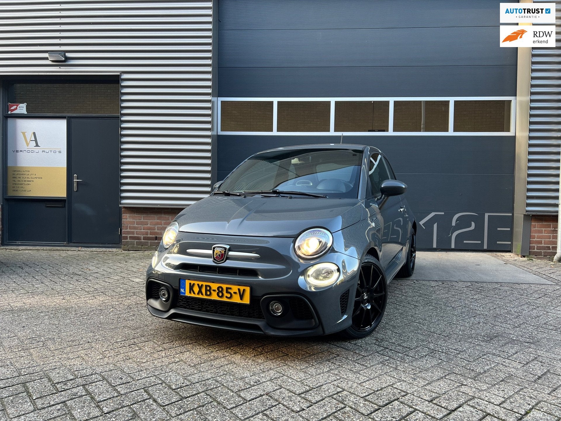 Abarth 595 1.4 T-Jet Abarth 595 70th Anniversary Carplay, Auto's, Voorwielaandrijving, Stof, Gebruikt, 14 km/l