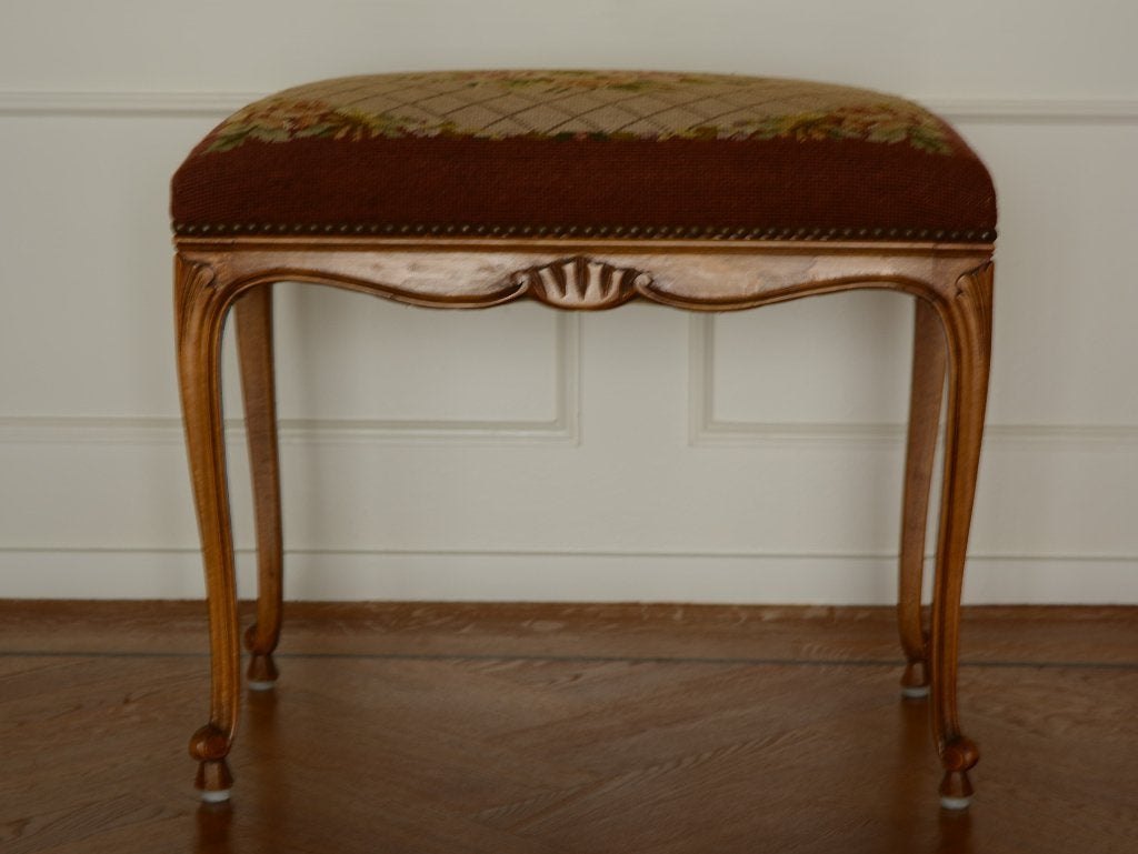Elegant klassiek bankje in Louis XV-stijl met gobelinzitting, Ophalen
