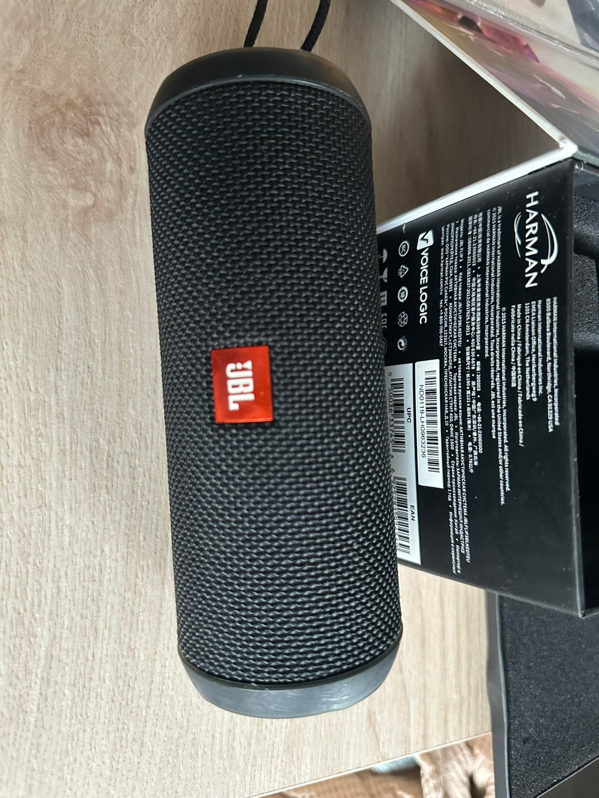 Foto 6 van JBL Flip 3 Bluetooth Speaker – zwart – originele doos