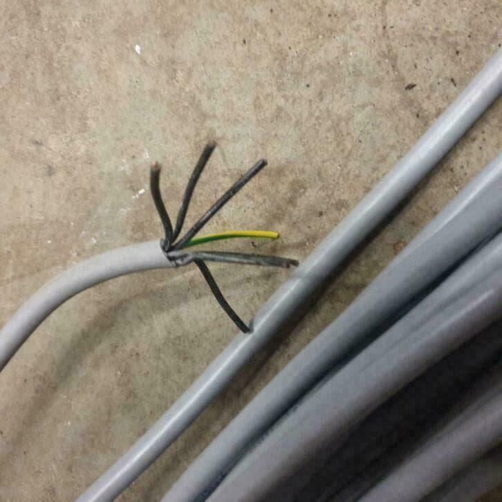 NIEUW soepele 7 aderige kabel voor   aanhangwagen  aanhanger, Ophalen, Nieuw
