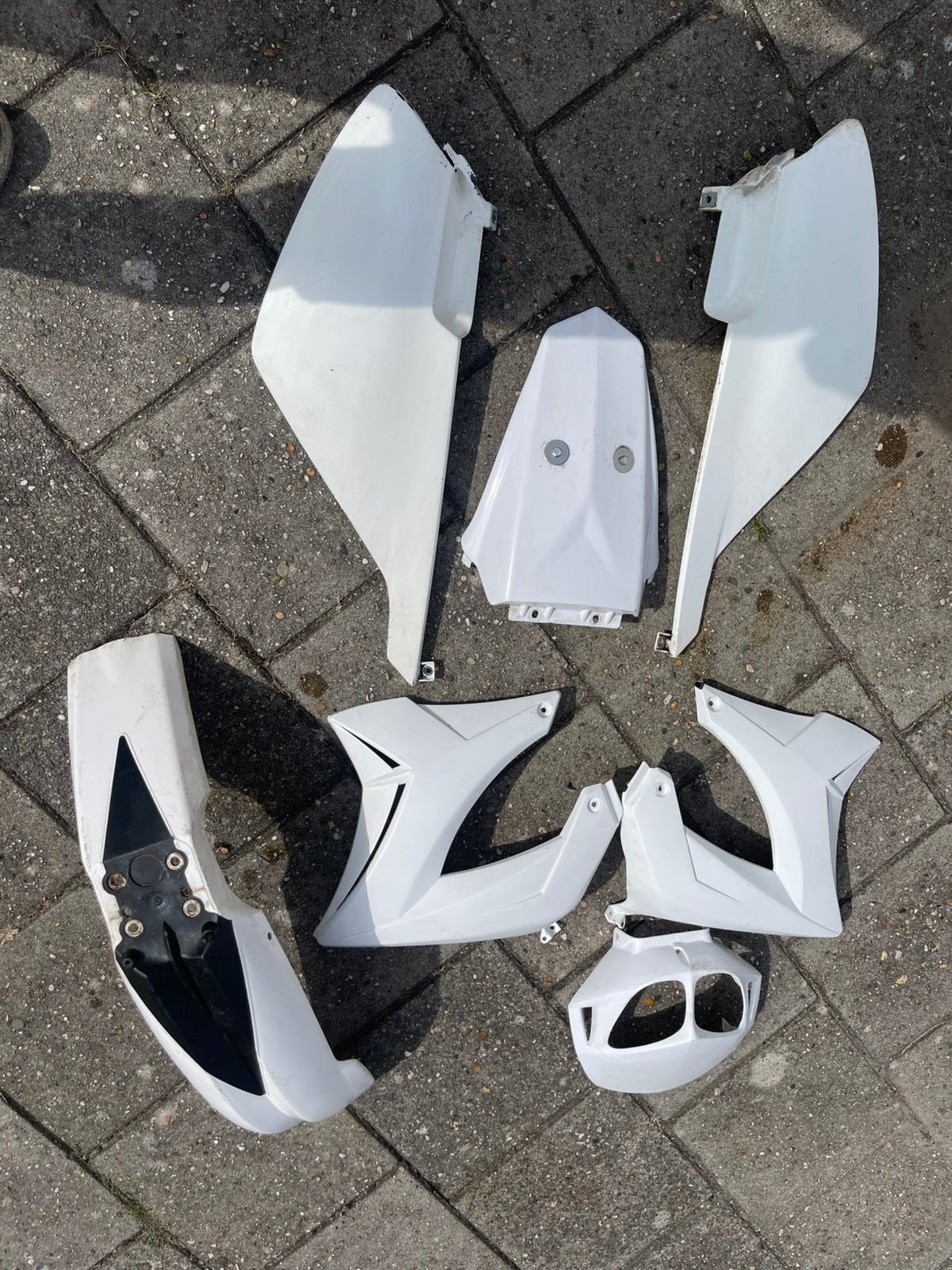 Kappenset wit Derbi senda xtreme / xrace tot 2010, Ophalen of Verzenden, Zo goed als nieuw, Kap