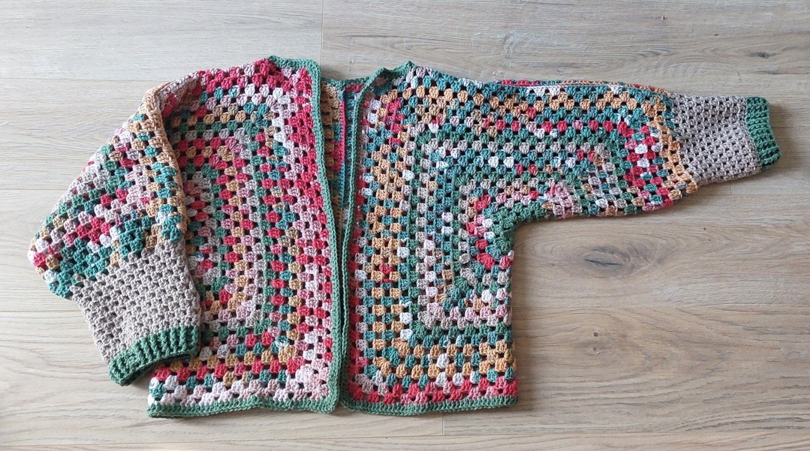 Handgemaakt gehaakt nieuw vest 42/44 kleurrijk en uniek, Meerkleurig, Maat 42/44 (L), Nieuw, Ophalen of Verzenden