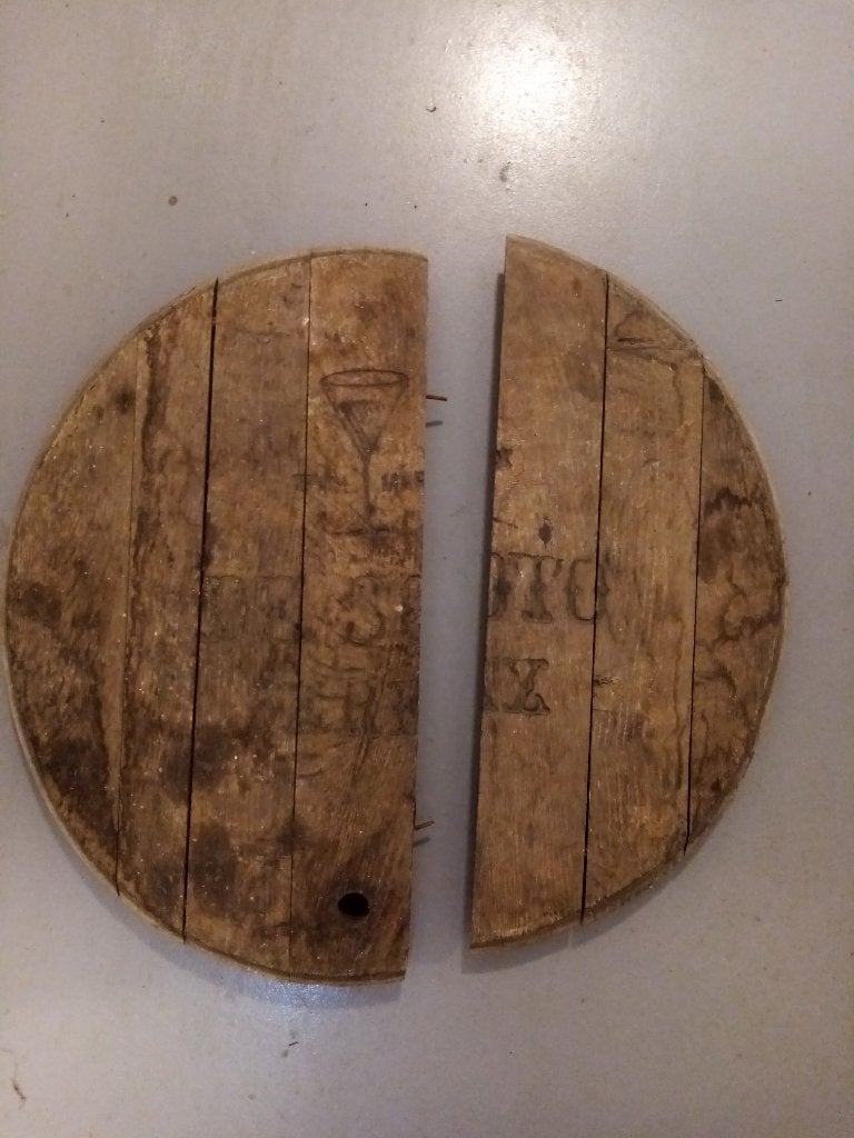 origineel deksel van een wijnvat, Ophalen, Gebruikt, Hout, Bruin