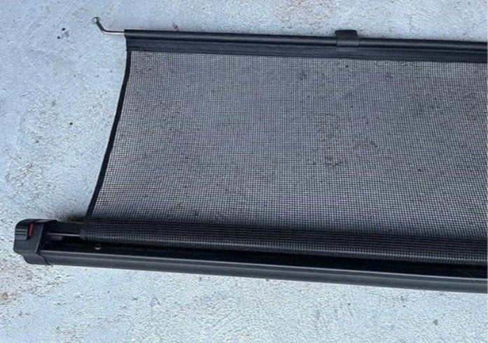 Volkswagen Passat variant scheidingsnet/hondennet rolgordijn, Auto diversen, Ophalen, Nieuw