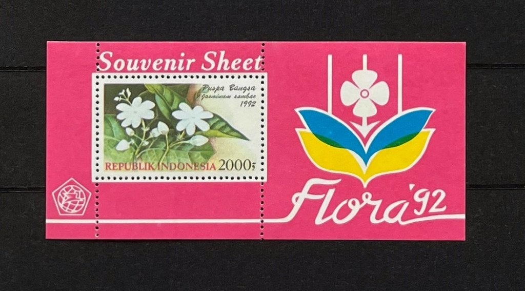 Indonesië Postfris 1992 Blok 81 Bloemen Jasmijn, Ophalen of Verzenden, Postfris, Dier of Natuur