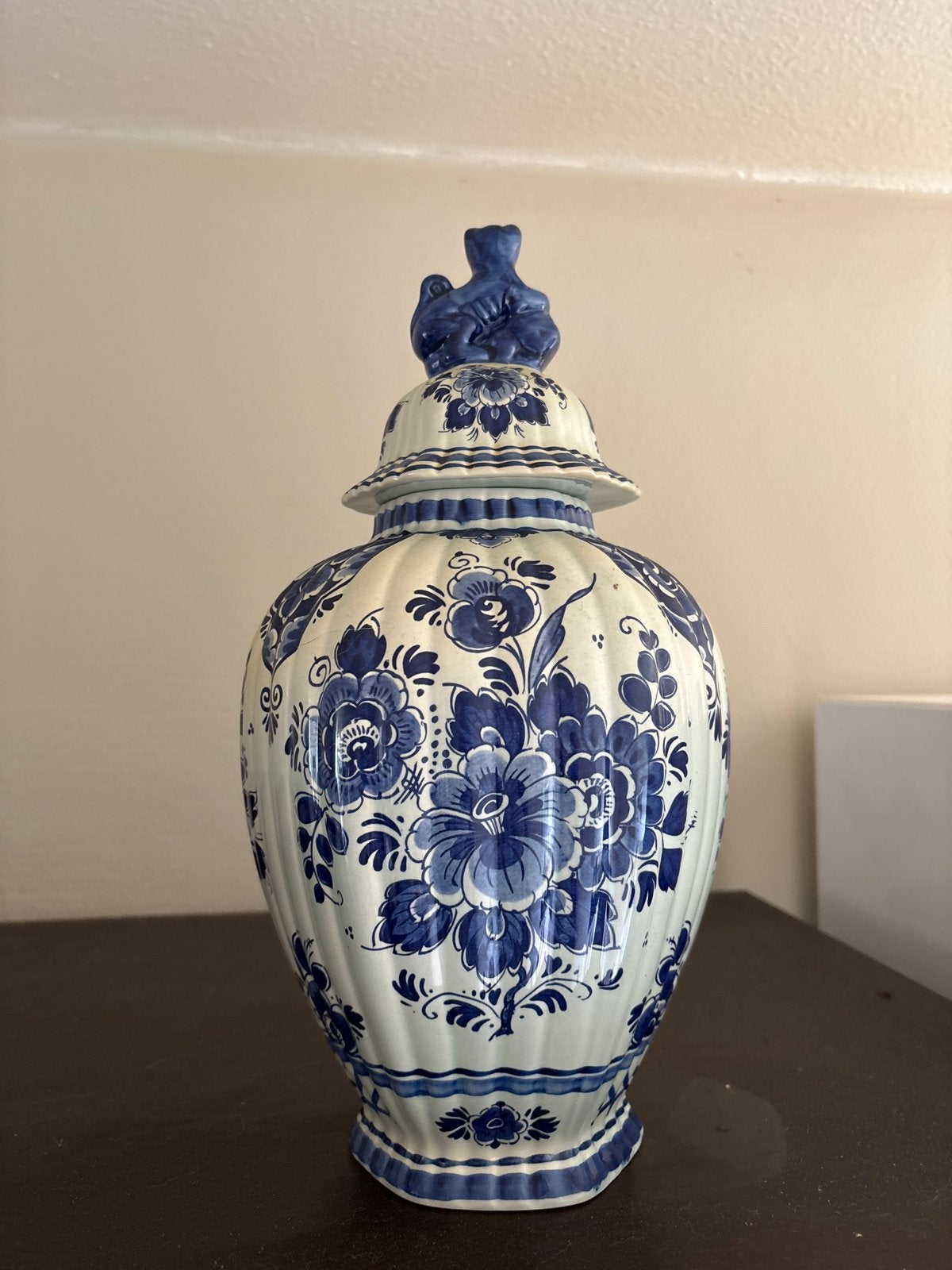 Delfts Blauwe Gemberpot en Melkkan - Handgeschilderd, Antiek en Kunst, Antiek | Vazen, Ophalen of Verzenden