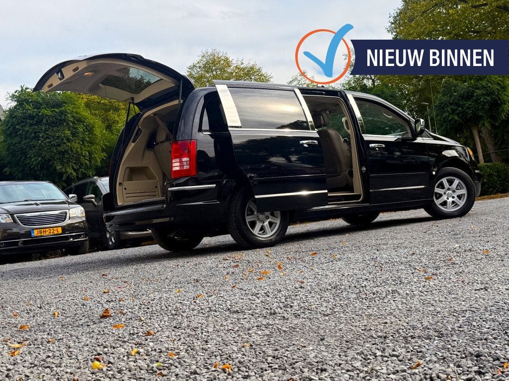 Chrysler Grand Voyager 3.8 V6 LIMITED YOUNGTIMER! 3xTV/DVD/S