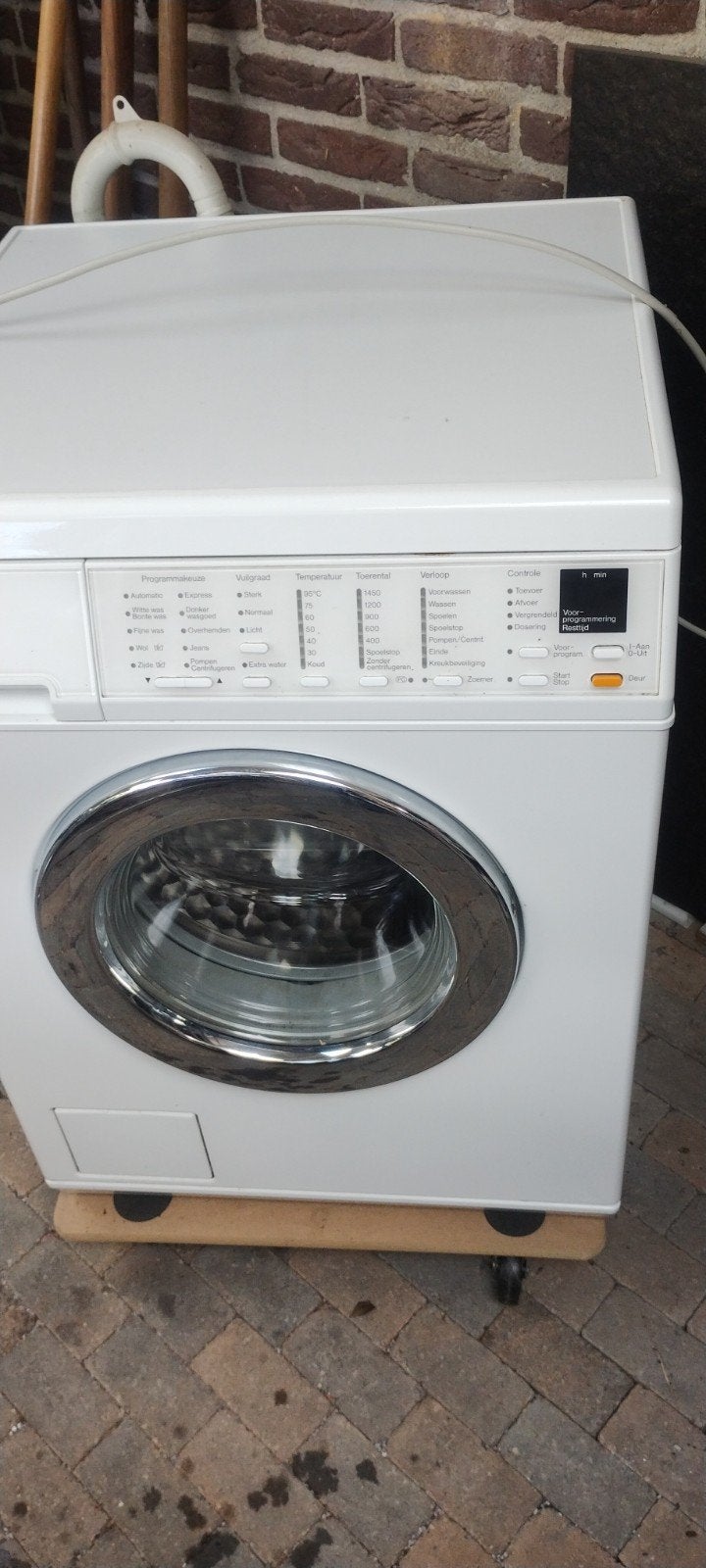 Miele wasmachine, Ophalen, 1200 tot 1600 toeren, Gebruikt, 4 tot 6 kg