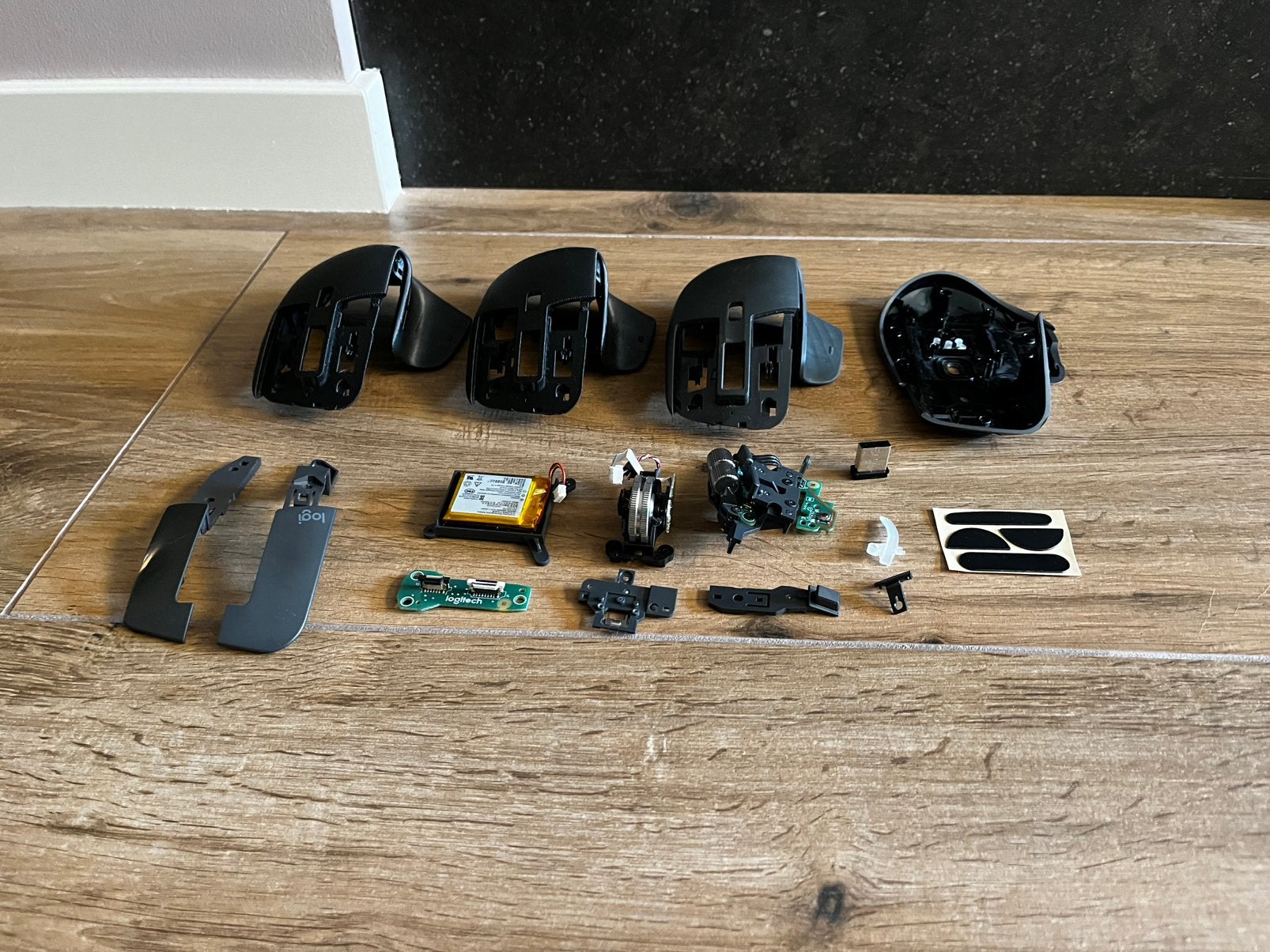 MX Master 3 (S) onderdelen, Computers en Software, Muizen, Rechtshandig, Muis, Ergonomisch, Ophalen of Verzenden