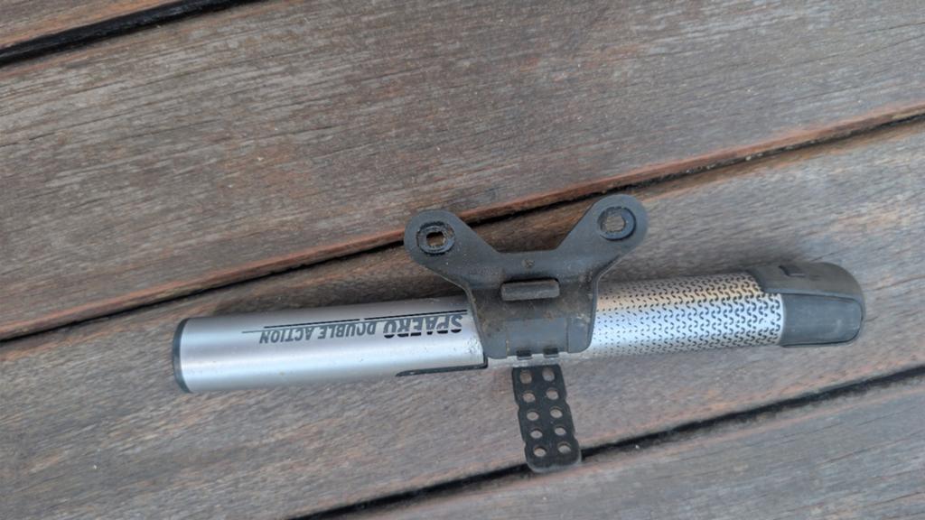 SPAEG Double Action Fiets Pomp, Fietsen en Brommers, Fietsaccessoires | Fietspompen, Gebruikt, Ophalen of Verzenden