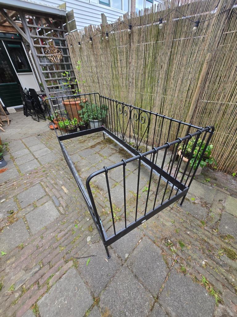 1 persoons bed GRATIS, Ophalen