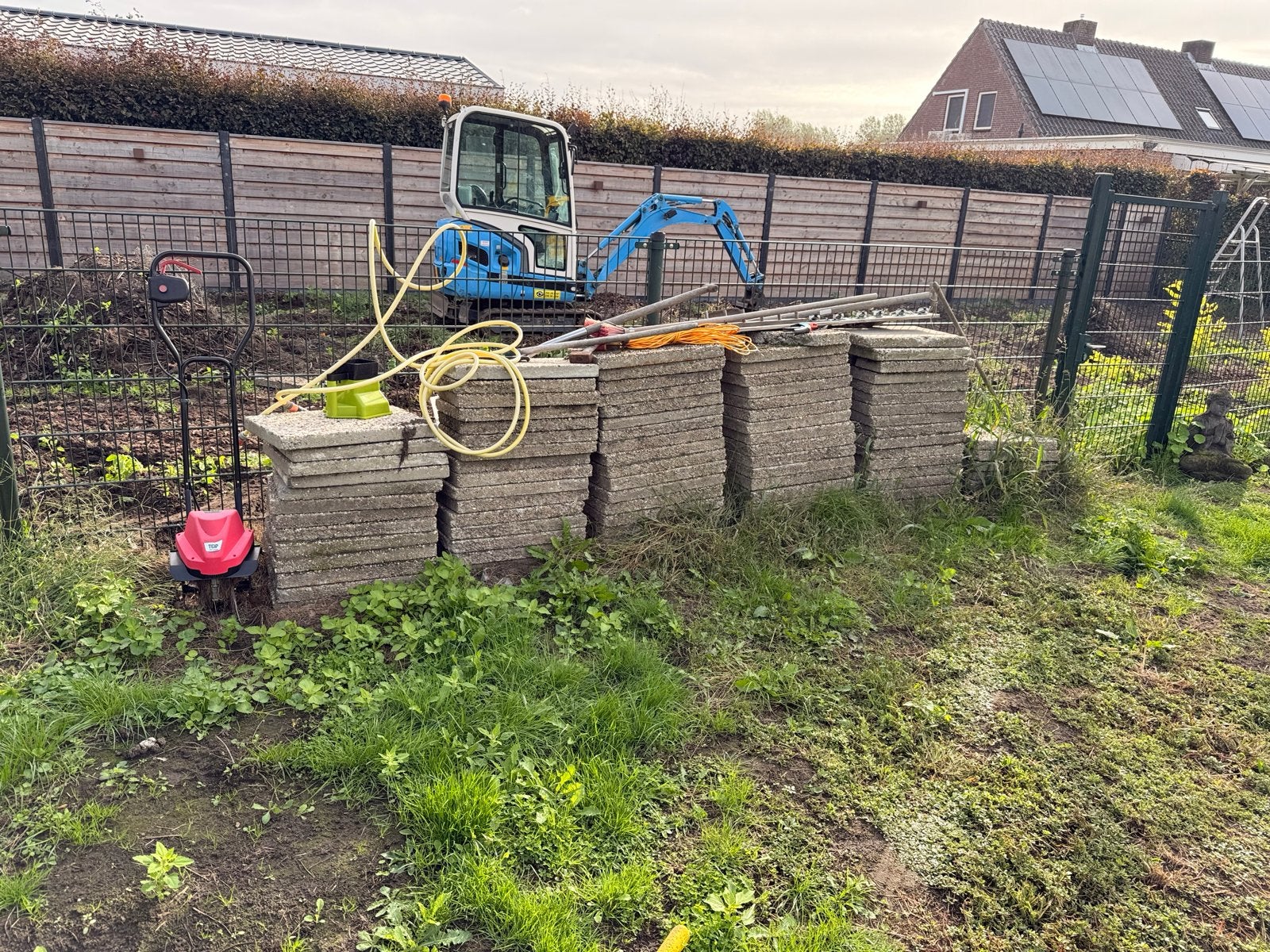 Gratis afhalen Gebruikte terrastegels grindtegels 40x30, Ophalen, Gebruikt, 10 m² of meer, Beton