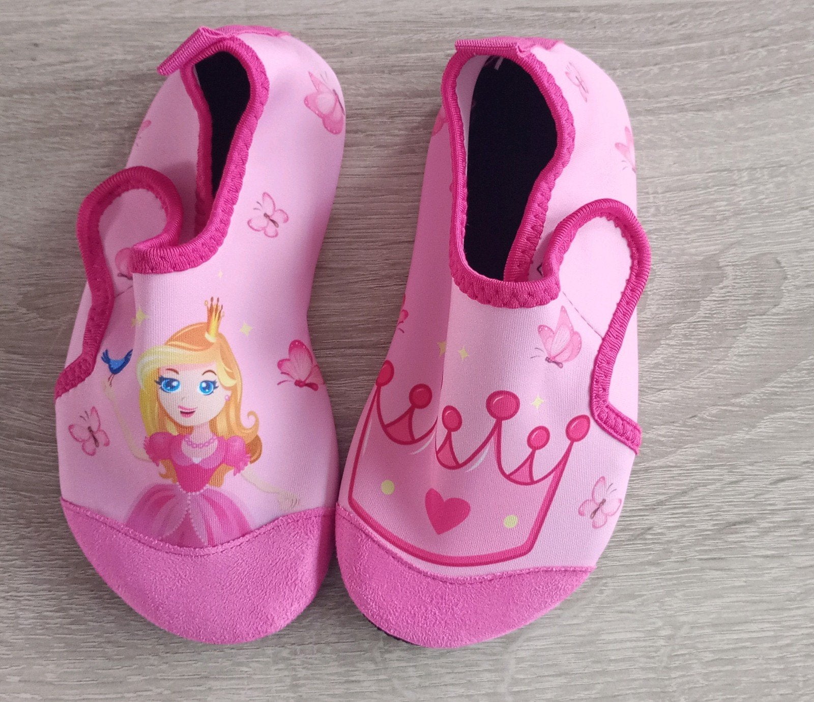 Nieuwe waterschoentjes prinses maat 28/29, Kinderen en Baby's, Kinderkleding | Schoenen en Sokken, Ophalen of Verzenden, Nieuw