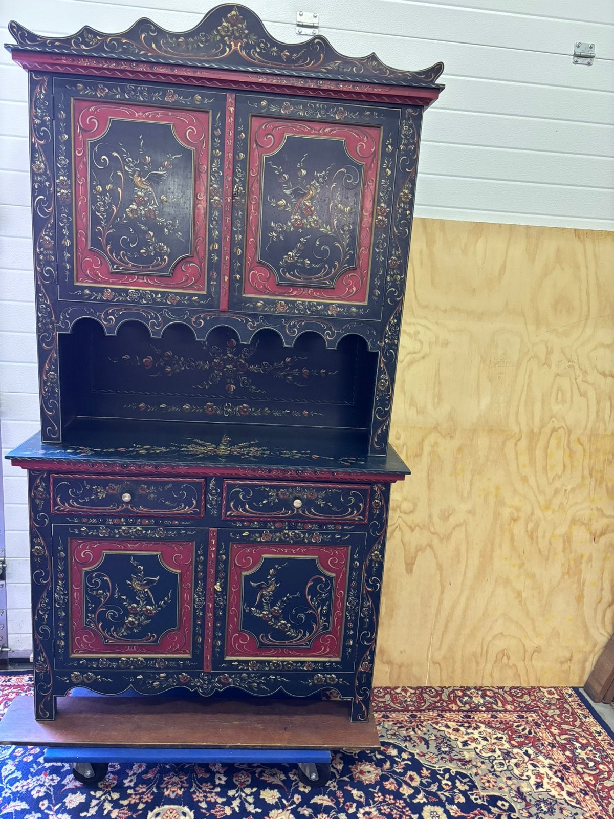Hindelooper buffetkast van Visser, Ophalen