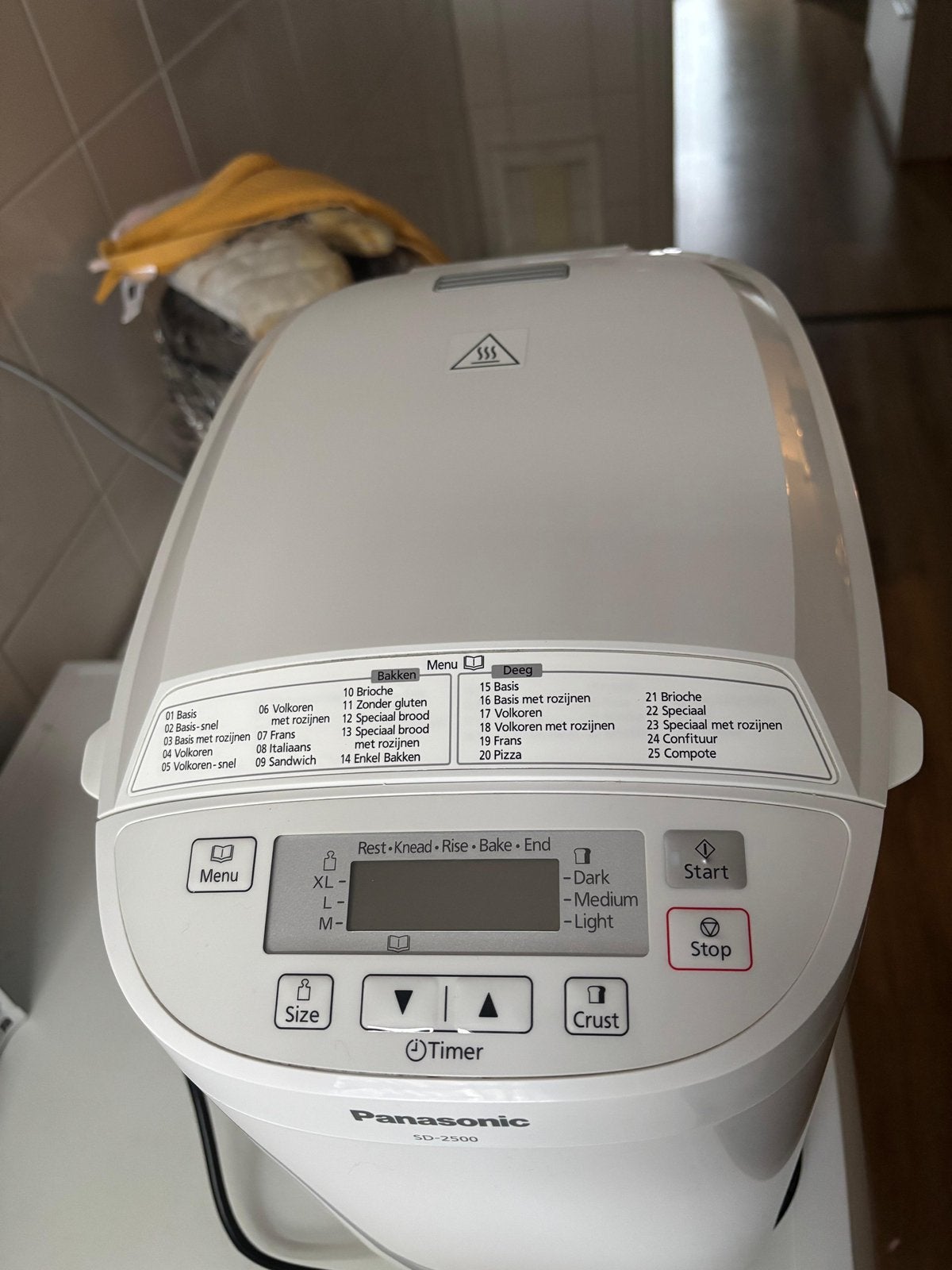 Panasonic SD-2500, 800 tot 1200 gram deeg, Ophalen, Zo goed als nieuw