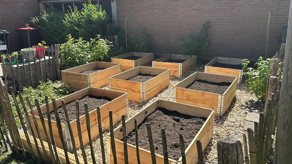 Moestuinbakken/palletranden, Tuin en Terras, Bloembakken en Plantenbakken, Ophalen, Minder dan 30 cm, Rond, Zo goed als nieuw