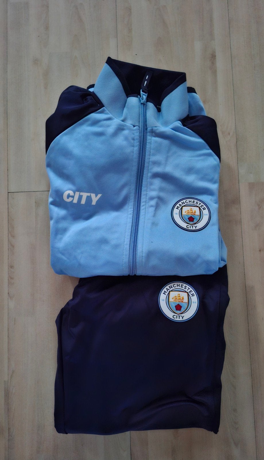 Voetbal trainingspakken: FC Barcelona, Manchester City, PSG, Maat XS of kleiner, Ophalen of Verzenden