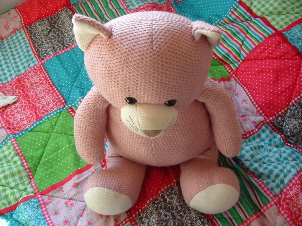 HEMA POES KAT GEBREID/GEHAAKT OUD ROZE MET RIBSTOF WITTE, Kinderen en Baby's, Ophalen of Verzenden, Nieuw, Overige typen
