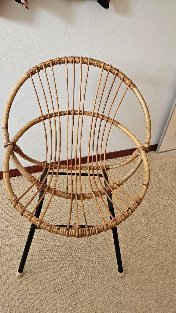 Rotan vintage stoeltje, Huis en Inrichting, Stoelen, Ophalen, Gebruikt, Vintage rotan, Bruin