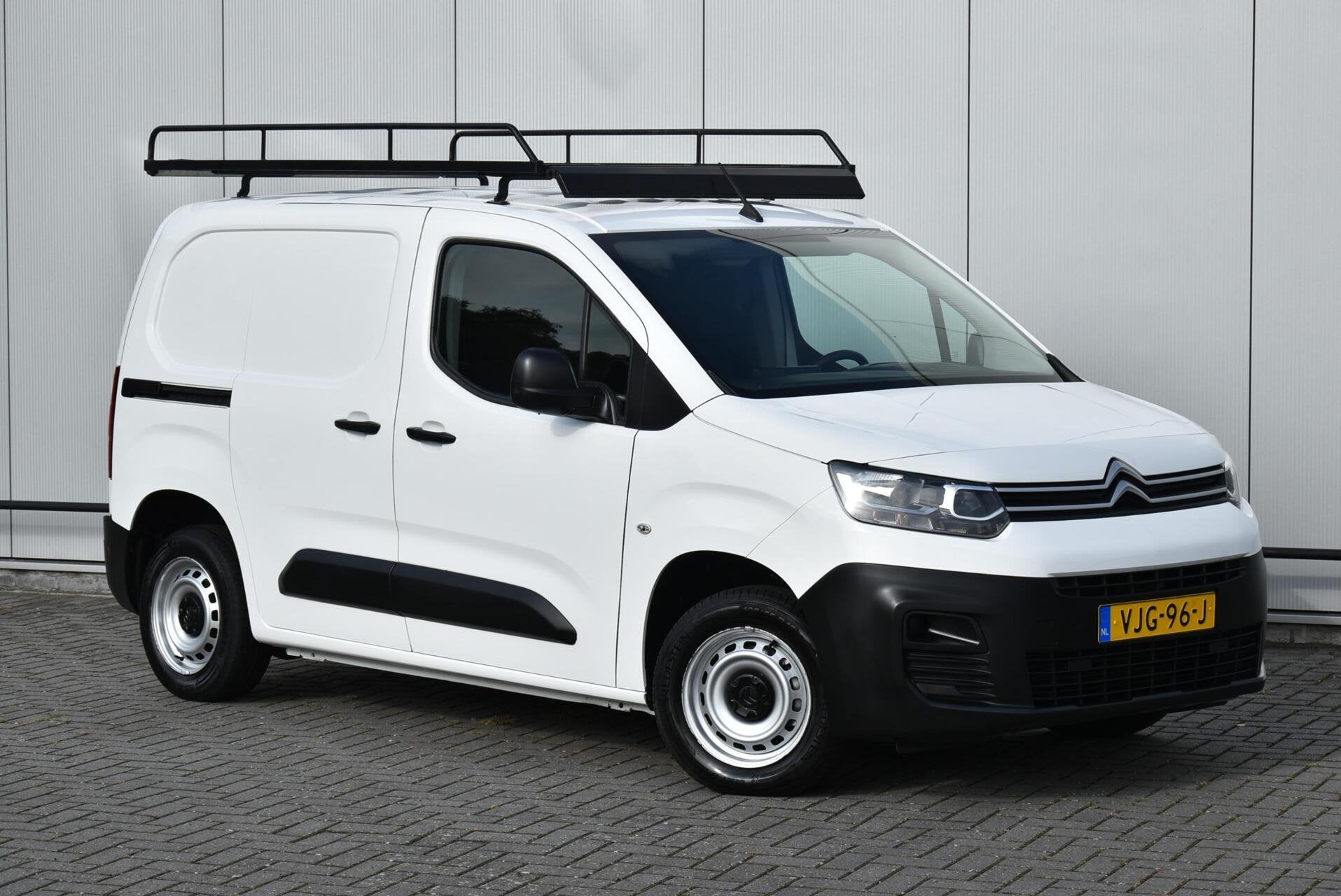 Citroen Berlingo 1.5 HDI Airco Imperial Trekhaak Euro 6, Auto's, Stof, Gebruikt, 4 cilinders, Wit