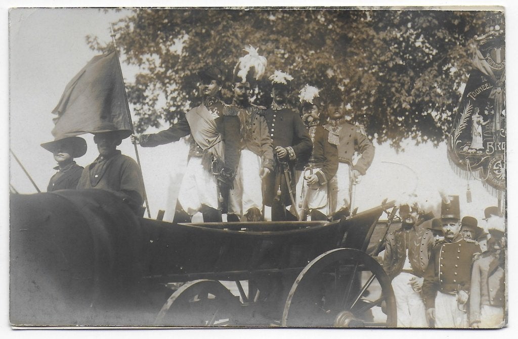 Militaire optocht ongelopen ansichtkaart (B7174), Ophalen of Verzenden, 1920 tot 1940, Ongelopen