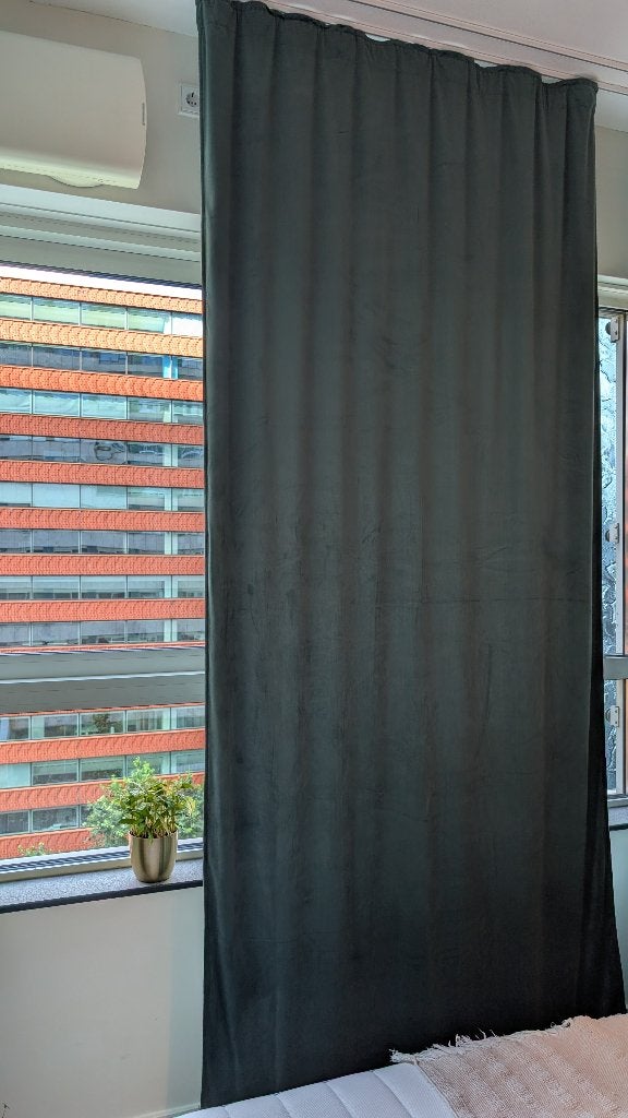 Donkergroene Fluwelen Gordijnen (3 stuks - 140x296 cm), Ophalen, Zo goed als nieuw, Groen