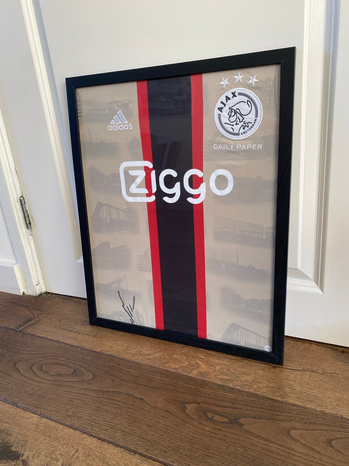 Gesigneerd Ajax x Daily Paper shirt - Heitinga, Verzamelen, Ophalen, Zo goed als nieuw, Ajax, Shirt