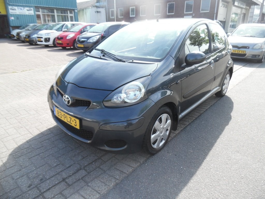 Toyota Aygo apk 11.26 airco 1.0-12V Comfort Nav. (bj 2011), Voorwielaandrijving, Euro 5, Metallic lak, Gebruikt