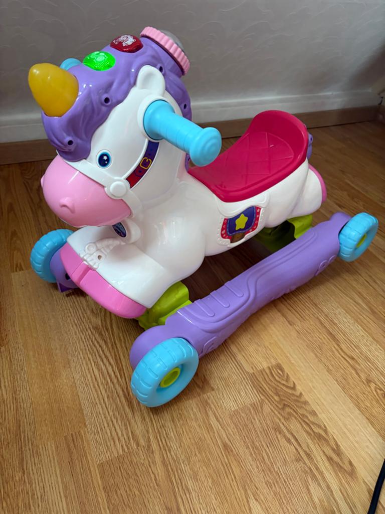 VTech Eenhoorn 3-in-1 Speel & Groei, Ophalen, Zo goed als nieuw, Overige typen, Met licht