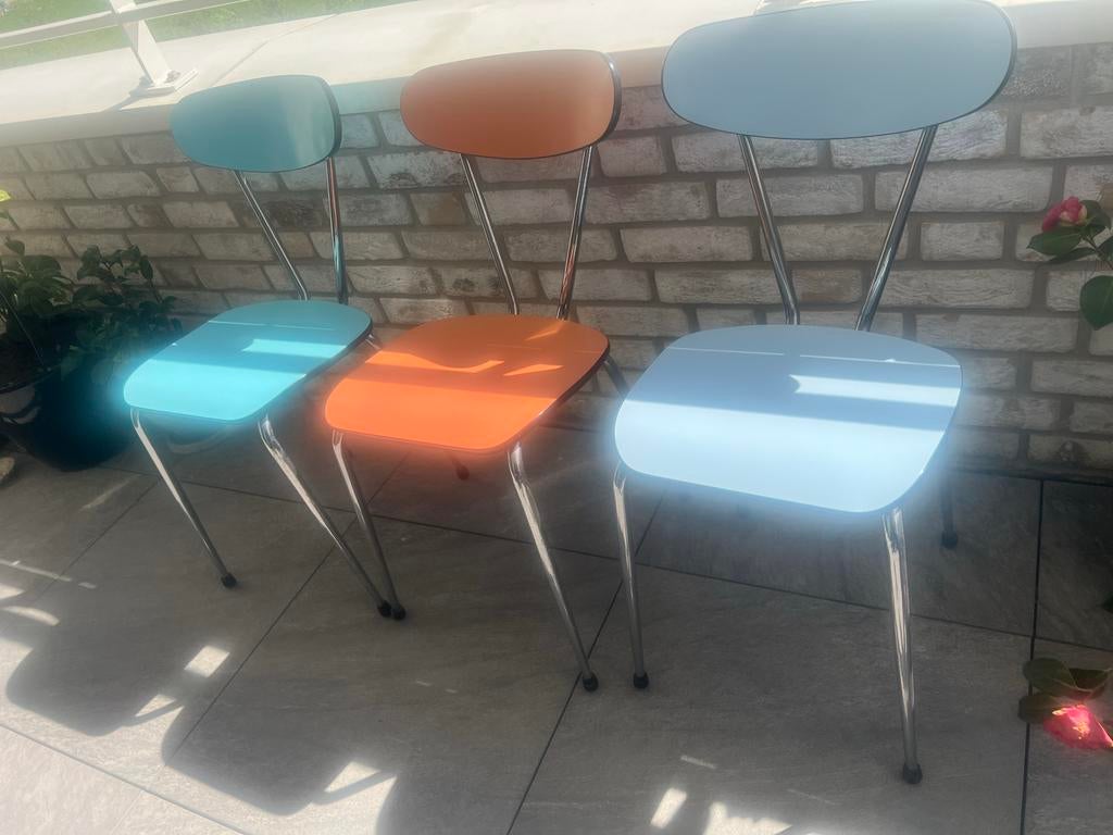 Set van 3 vintage jaren 60 stoelen - kleurrijk en stijlvol, Ophalen, Gebruikt, Overige kleuren, Drie