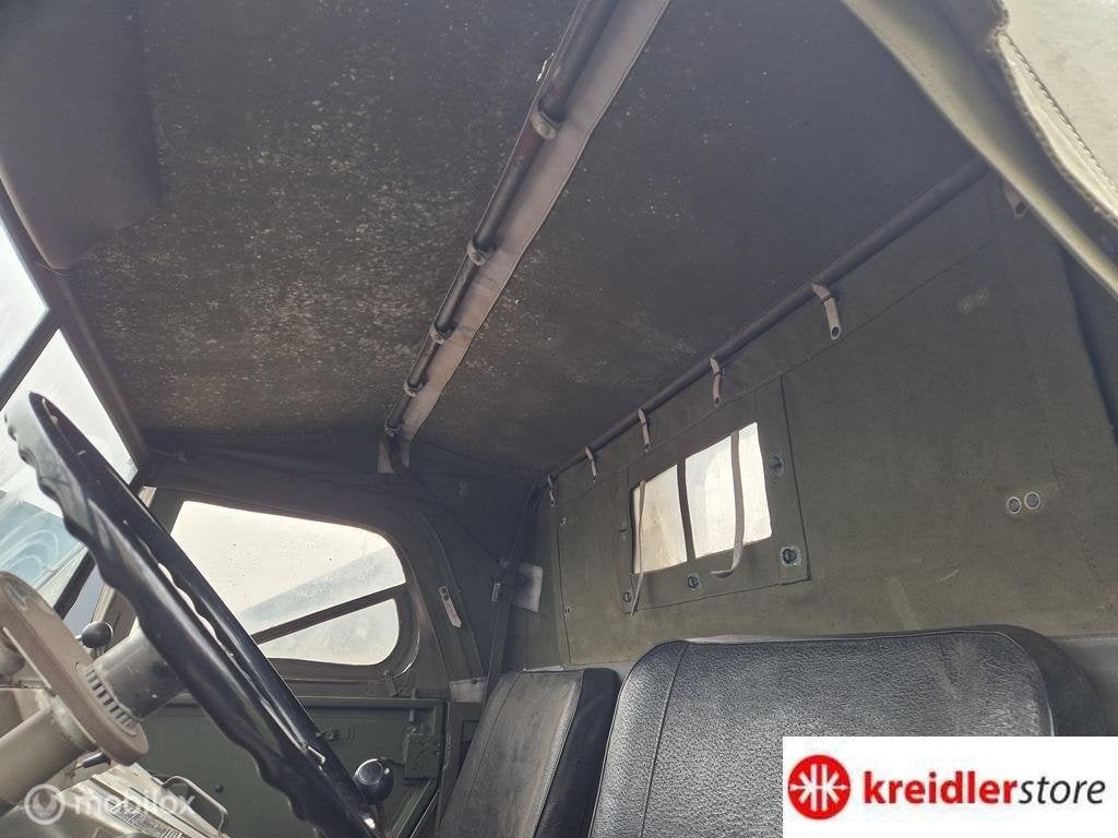 Unimog 404 met kenteken met 6 cil benzine motor bouwj. 1970, foto 10
