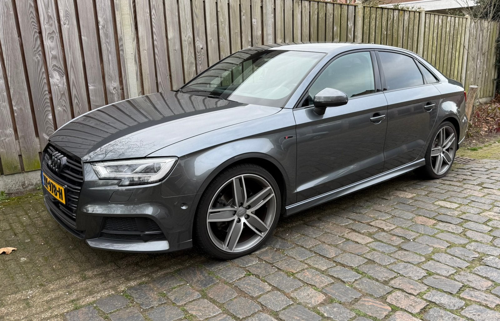 Audi A3 2.0 TDI limousine 3x S-line, B&O, Virtual cockpit, Auto's, Audi, 4 cilinders, Leder, 140 €/maand, Particulier
