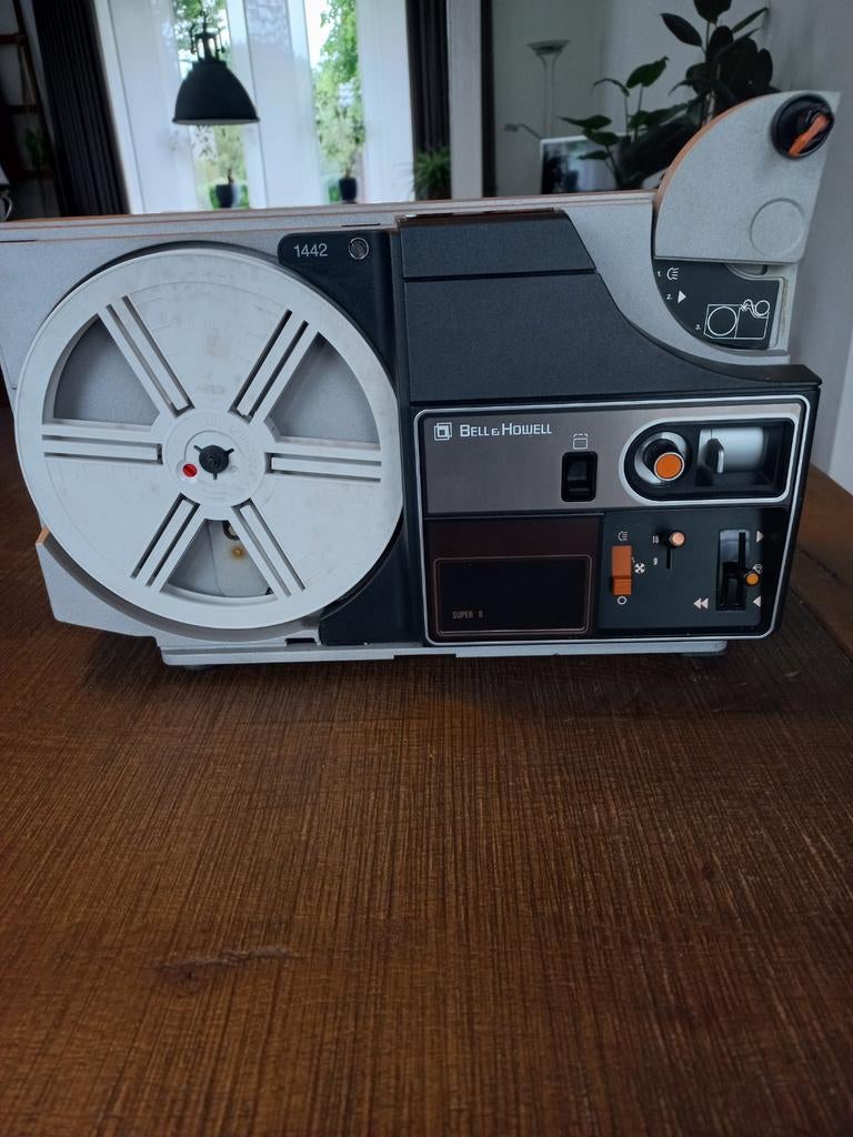Bell & Howell 1442Z Filmprojector - Vintage 8mm, Audio, Tv en Foto, Filmrollen, Ophalen of Verzenden, 8mm film