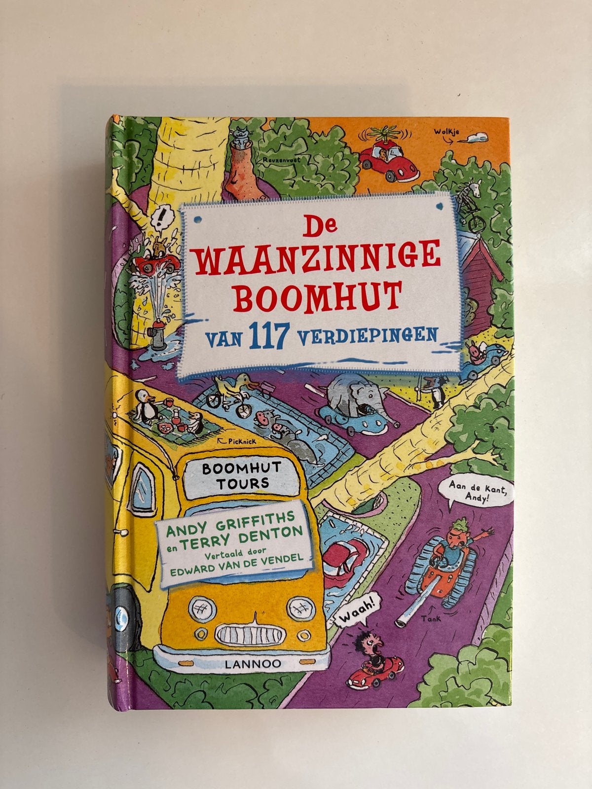 De Waanzinnige Boomhut van 117 Verdiepingen, Ophalen of Verzenden, Zo goed als nieuw, Fictie algemeen