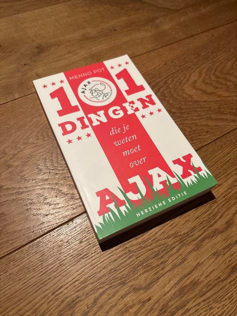 101 Dingen die je moet weten over Ajax - Menno Pot, Boeken, Ophalen of Verzenden, Zo goed als nieuw, Balsport