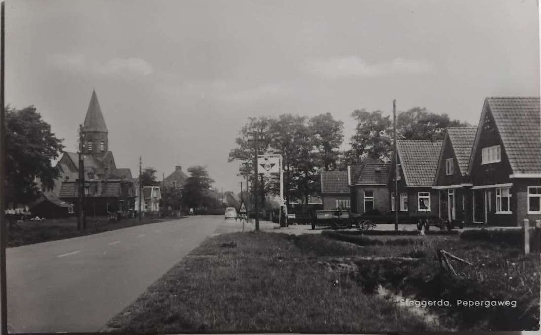 Steggerda (Friesland) Pepergaweg | PAM Benzinstation, Verzamelen, Ophalen of Verzenden, 1940 tot 1960, Gelopen, Friesland