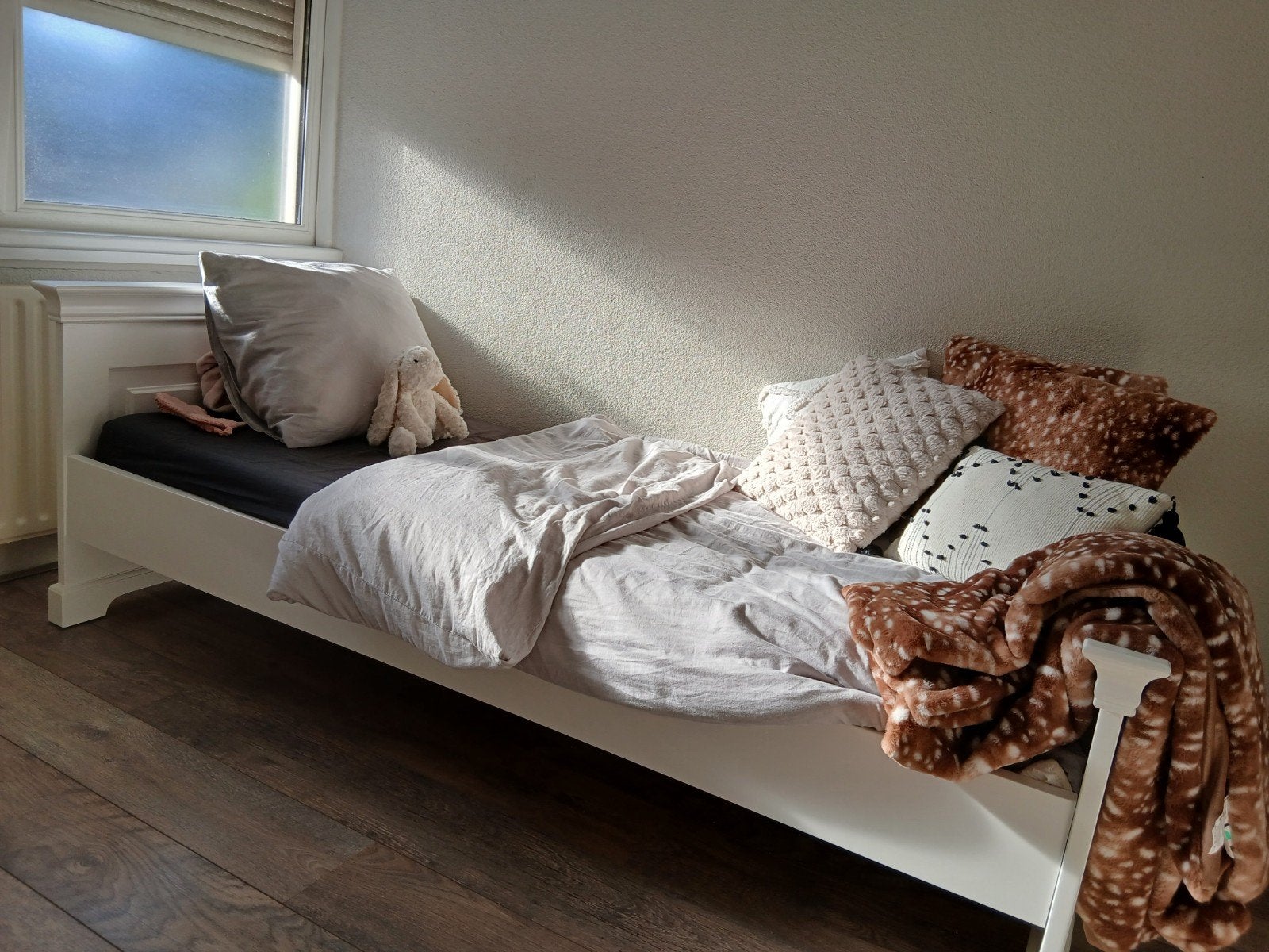 1 persoonsbed wit babypark met nachtkastje, Kinderen en Baby's, Ophalen, Gebruikt, 180 cm of meer, 85 tot 100 cm