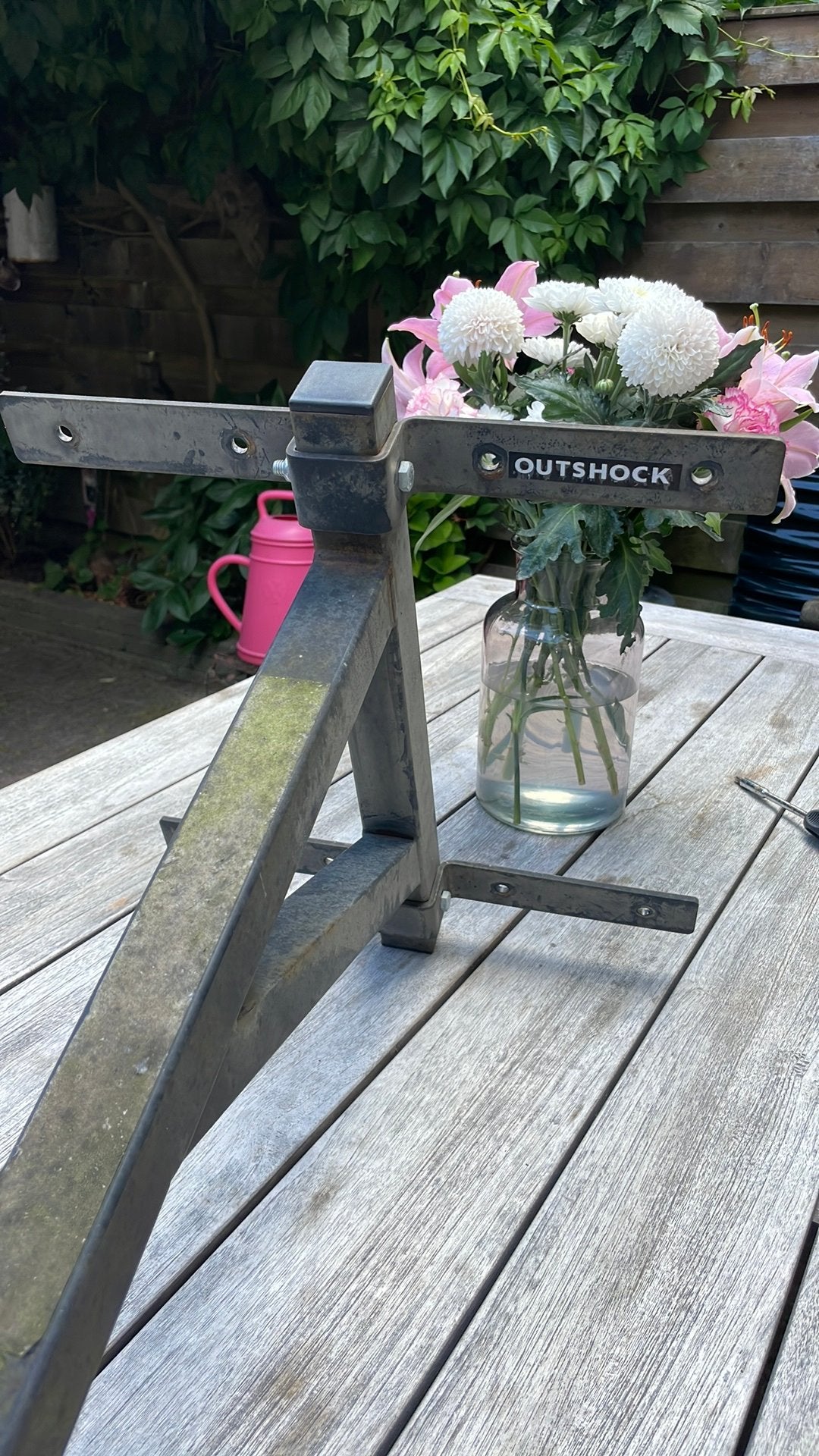 Outshock bevestingshaak, Ophalen, Zo goed als nieuw, Bokszak