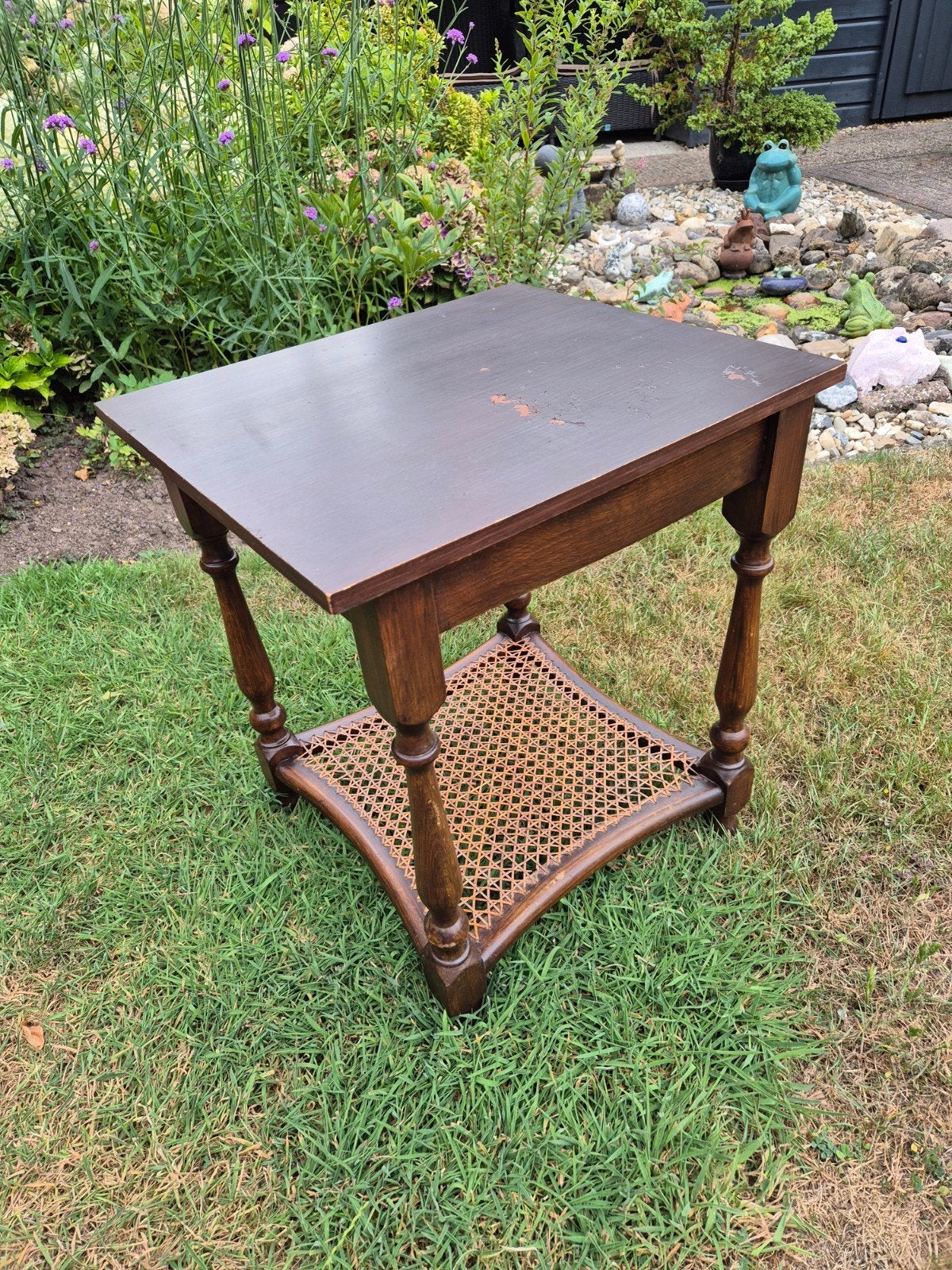 Vintage/antiek tafeltje met webbing onderblad, Antiek en Kunst, Ophalen
