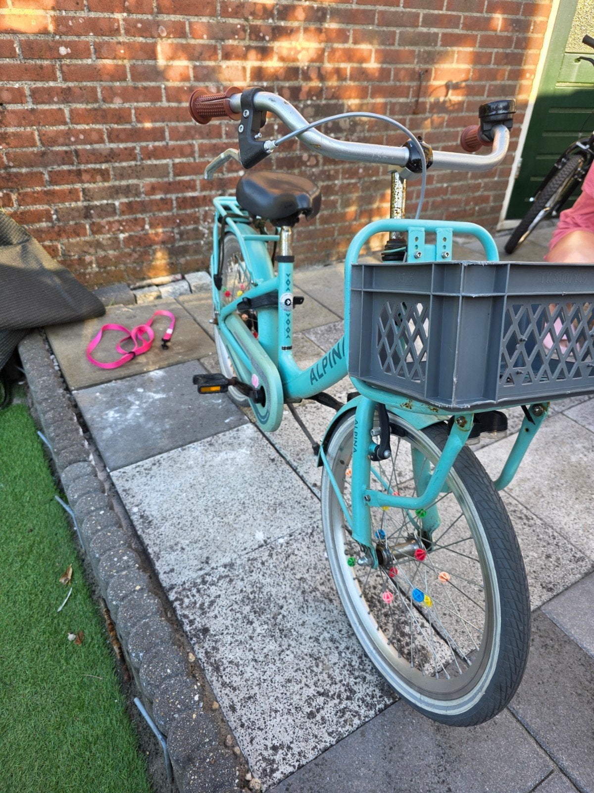 Alpina kinderfiets met mandje - Zo goed als nieuw, Fietsen en Brommers, Ophalen, Zo goed als nieuw, 20 inch of meer