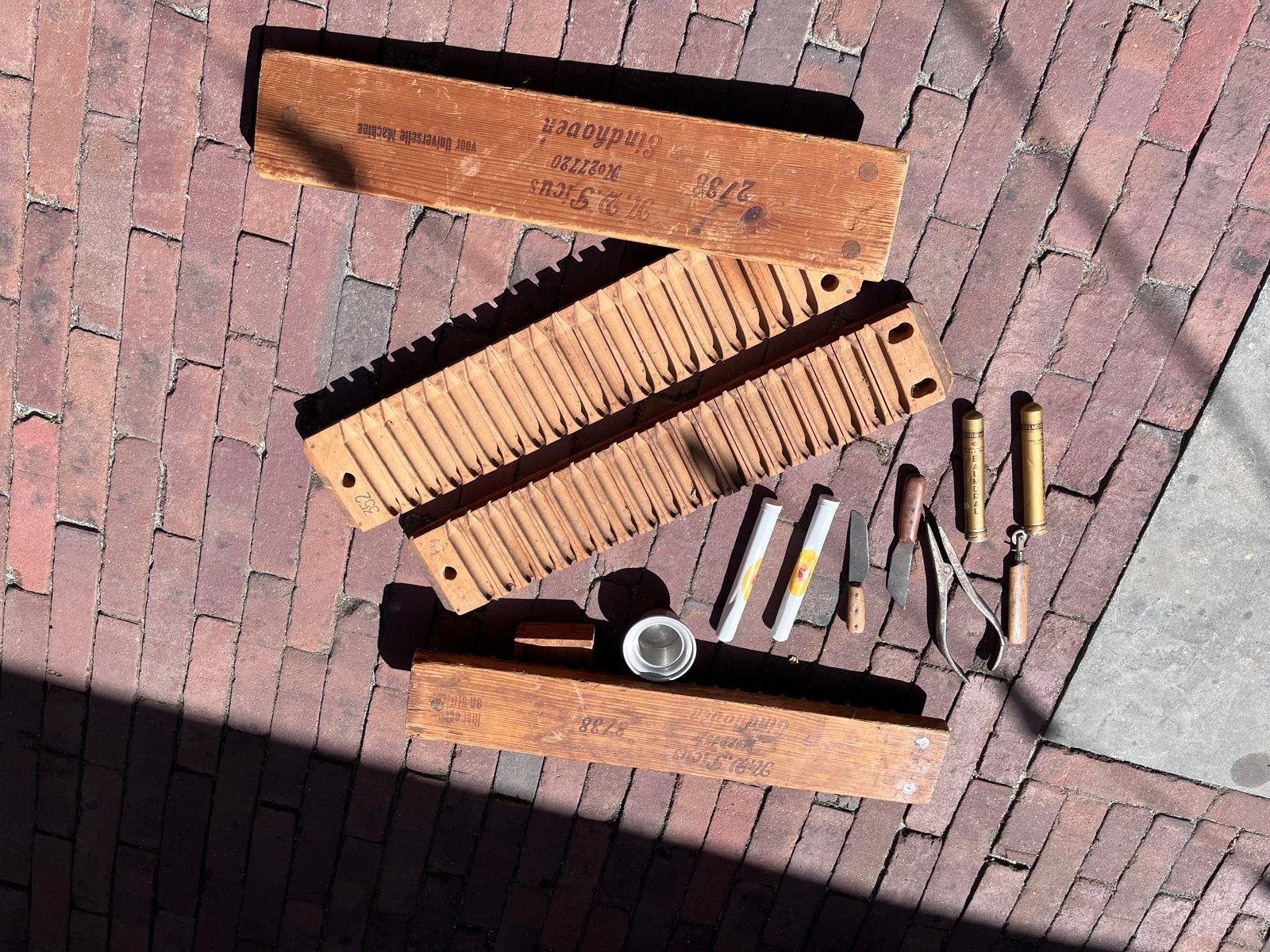 Vintage sigarenmakersgereedschap en mallen, Ophalen of Verzenden