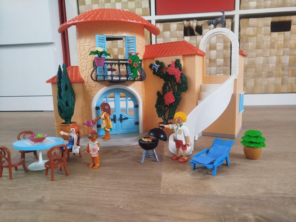 Playmobil zomer villa- zo goed als nieuw, Kinderen en Baby's, Speelgoed | Playmobil, Ophalen of Verzenden, Zo goed als nieuw