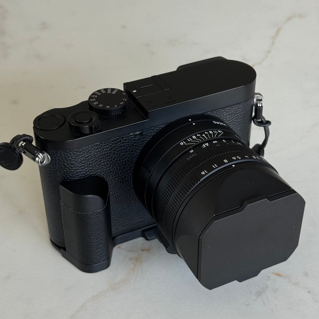 Leica Q2 Monochrom with extra accessories (Boxed), Ophalen, Gebruikt, 47 megapixels, Leica
