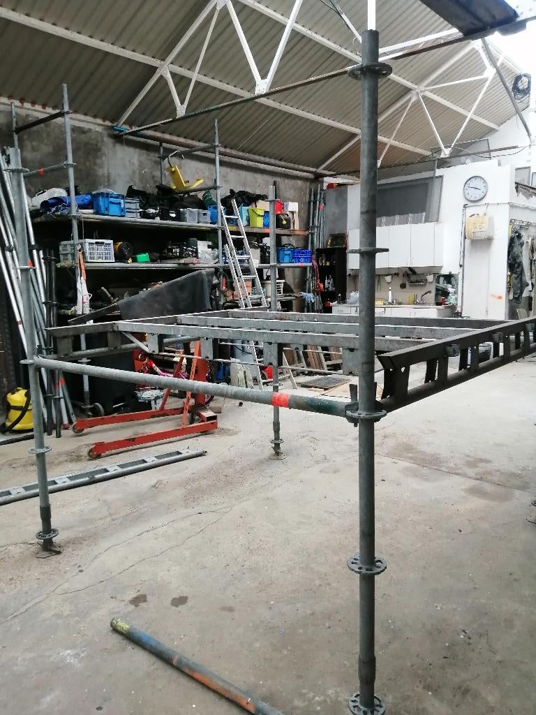 10 speciale versterkte liggers van 2m lang op 20cm hoog, Ophalen, Gebruikt, Overige typen, 2 tot 5 meter