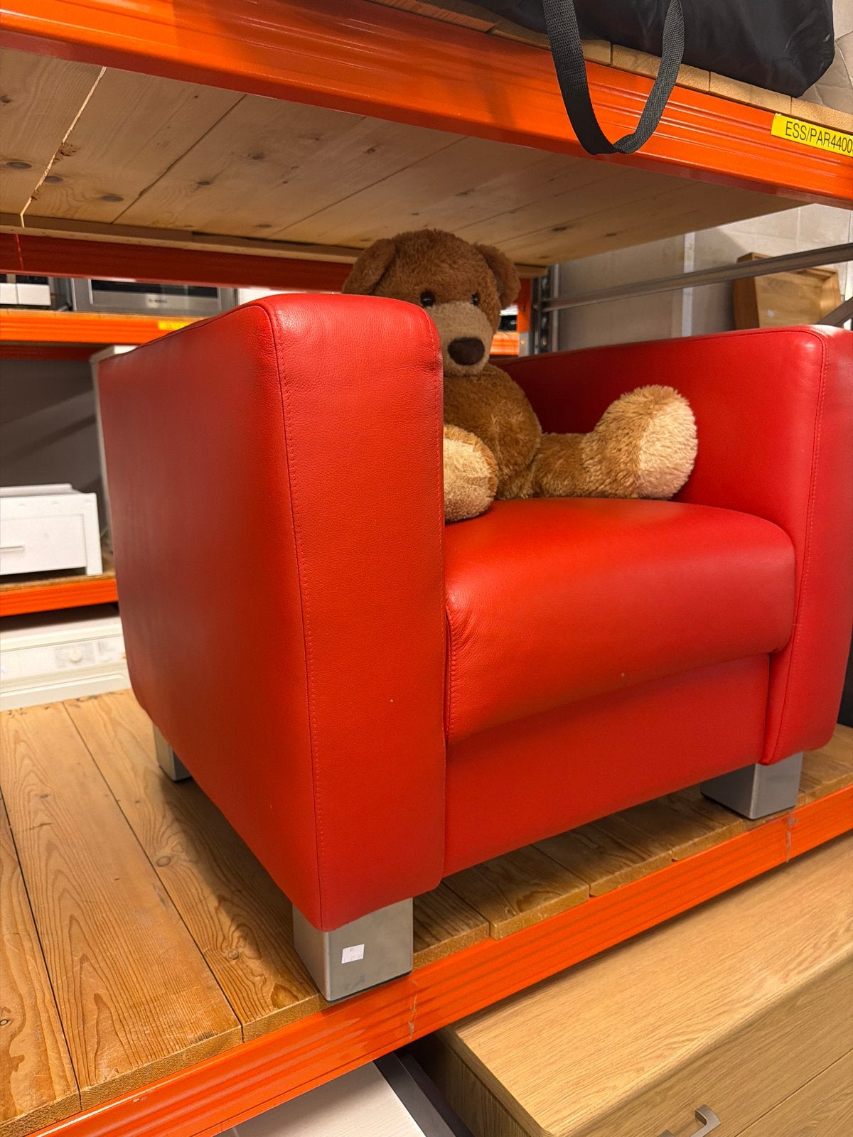 Rode leren fauteuil - Comfortabel en stijlvol, Ophalen, Gebruikt, Leer, Info@kringloopdebilt.nl