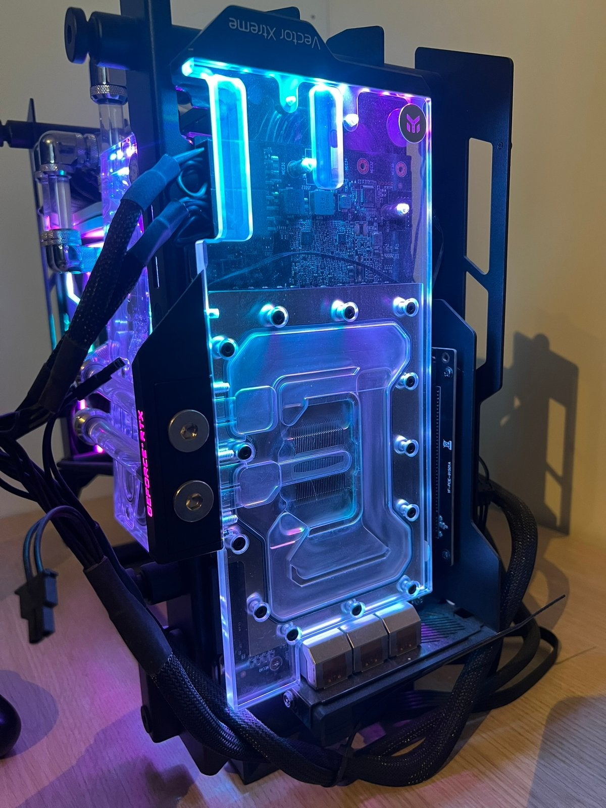 RTX 3090 24G Extreme Waterforce, Computers en Software, Videokaarten, Ophalen, Gebruikt, GDDR6, HDMI